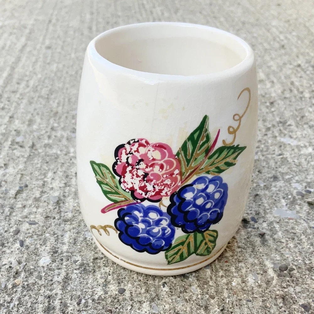 Vintage Knott’s Berry Farm berry sugar bowl farmhouse